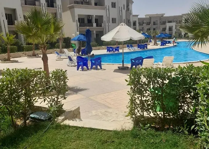 Shaleh La Serina فندقي Apartment